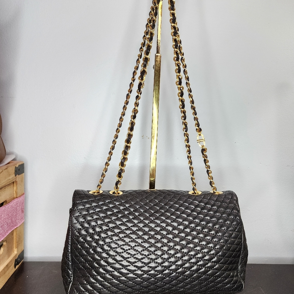 BALLY authentic vintage quilted leather two way shoulder crossbody - Picture 15 of 15